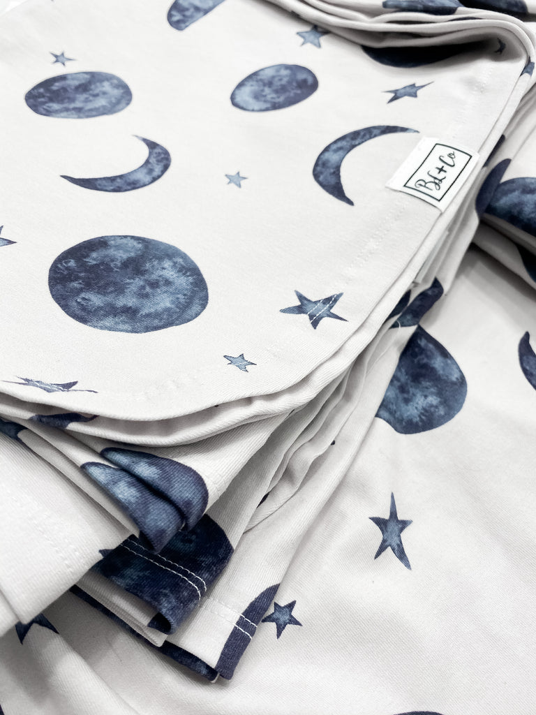 Luna Blanket